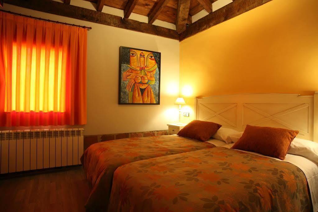 Hotel Douris Temple Soria Exterior foto
